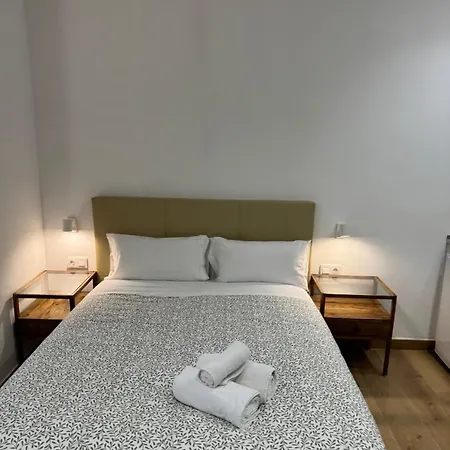 Alderete Suites Malaga Exterior photo